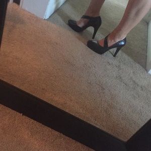 Black Nine West High heels